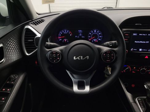 Used 2022 Kia Soul LX w/ Technology Package FWD image 22