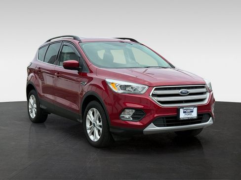 Used 2018 Ford Escape SEL AWD/4WD image 3