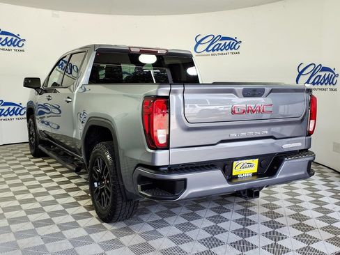 Used 2021 GMC Sierra 1500 Elevation RWD image 2