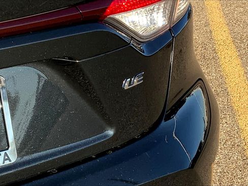 Used 2021 Toyota Corolla LE FWD image 10