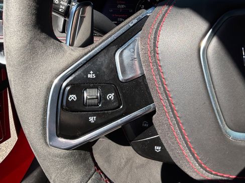 Used 2021 Chevrolet Corvette Stingray Premium Conv w/ Z51 Performance Package RWD image 24