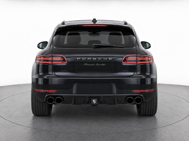 Used 2018 Porsche Macan Turbo AWD/4WD image 6