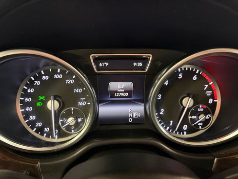 Used 2015 Mercedes-Benz GL 450 4MATIC w/ Parking Assist Package image 19