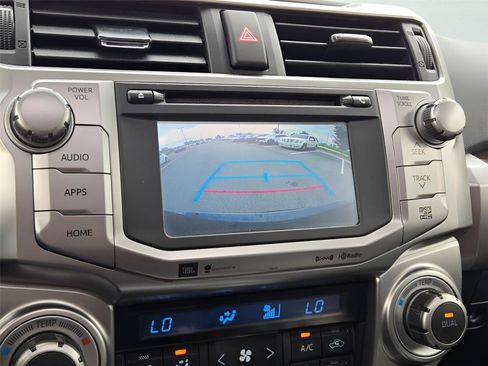 Used 2017 Toyota 4Runner Limited AWD/4WD image 28