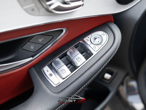 Used 2021 Mercedes-Benz GLC 300 4MATIC w/ AMG Line image 45