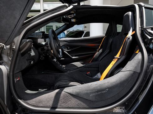 New 2027 McLaren 750S RWD image 50