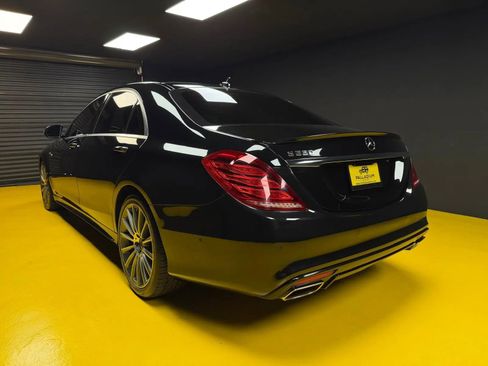 Used 2017 Mercedes-Benz S 550 4MATIC Sedan image 5