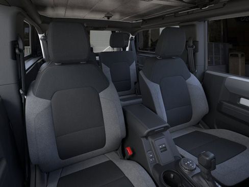 New 2025 Ford Bronco 2-Door image 10