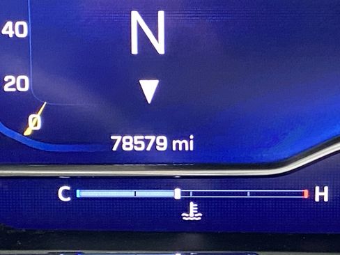 Used 2024 Chevrolet Silverado 1500 High Country w/ Technology Package AWD/4WD image 23