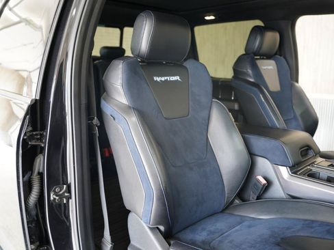 Used 2019 Ford F150 Raptor w/ Equipment Group 802A Luxury AWD/4WD image 28