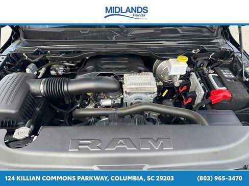 Used 2022 RAM 1500 Laramie AWD/4WD image 11
