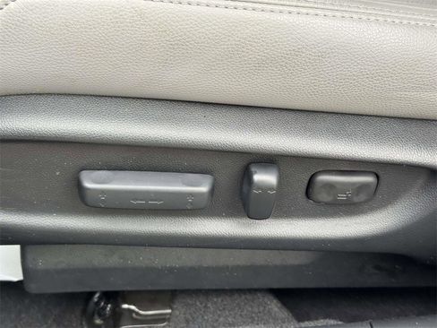 Used 2014 Honda Accord EX-L image 16