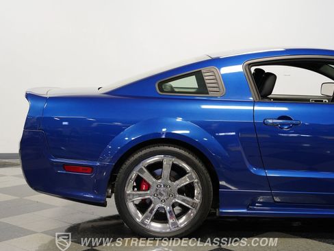 Used 2006 Ford Mustang GT RWD image 30