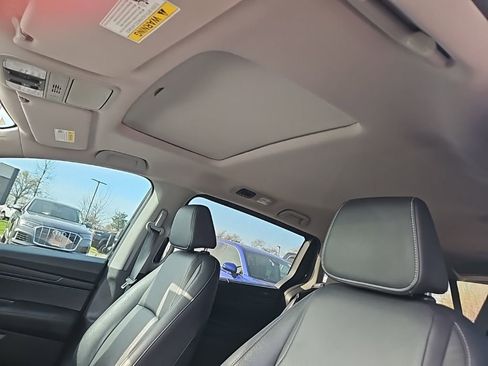 Used 2024 Honda Odyssey EX-L image 17