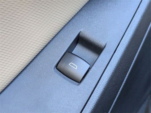 New 2026 Chevrolet Equinox ACTIV w/ Convenience Package III image 24