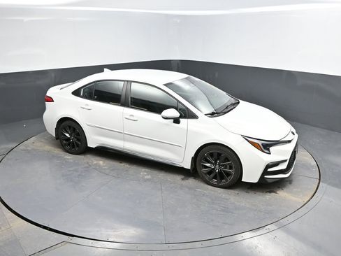 Used 2023 Toyota Corolla SE image 24