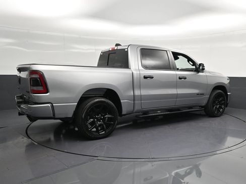 Used 2024 RAM 1500 Laramie AWD/4WD image 3