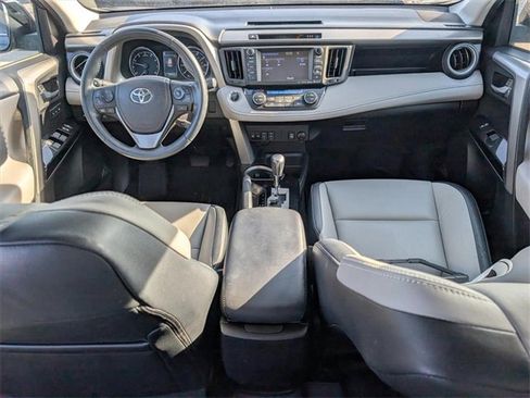 Used 2017 Toyota RAV4 Limited image 18