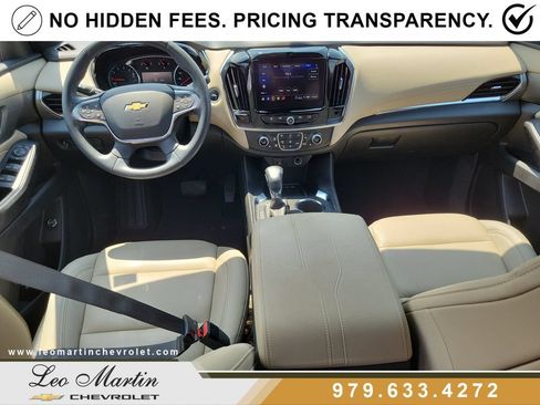 Used 2024 Chevrolet Traverse LT FWD image 14