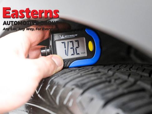 Used 2020 Toyota C-HR LE image 26