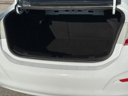 Certified 2017 Chevrolet Cruze LT w/ Convenience Package image 6