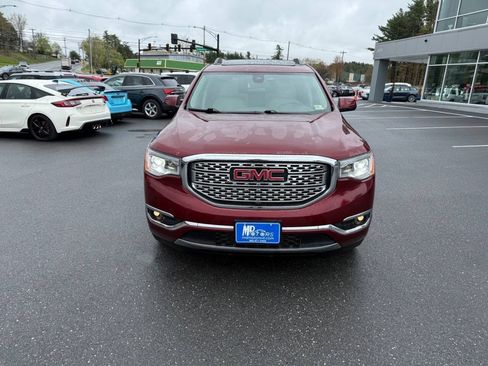 Used 2017 GMC Acadia Denali w/ Technology Package AWD/4WD image 3