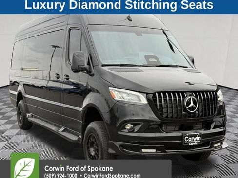 Used 2025 Mercedes-Benz Sprinter 2500 image 5