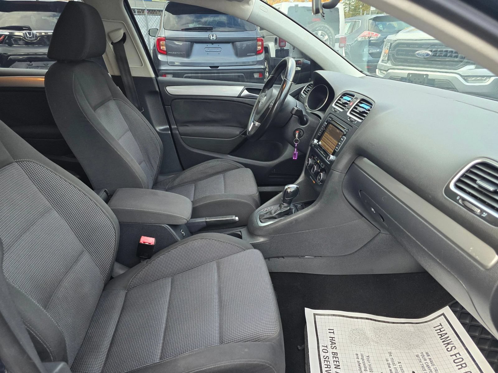Used 2014 Volkswagen Golf 4-Door FWD image 12