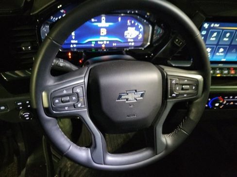Used 2024 Chevrolet Silverado 1500 LT Trail Boss image 29