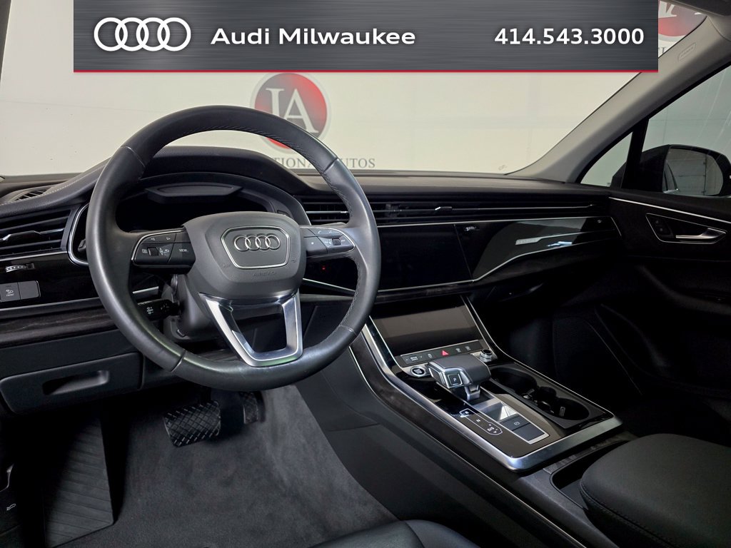 Used 2023 Audi Q7 2.0T Premium w/ Convenience Package AWD/4WD image 22