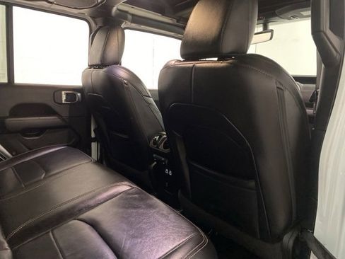 Used 2021 Jeep Wrangler Unlimited Sahara w/ Cold Weather Group image 76