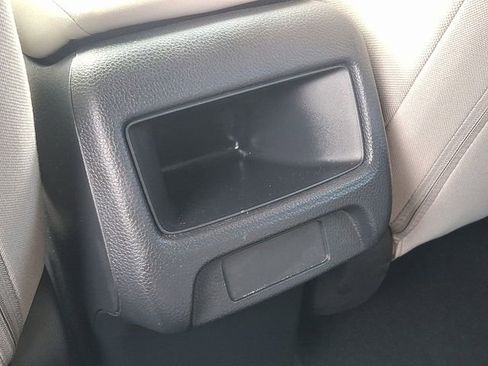 Used 2025 Honda HR-V LX image 11