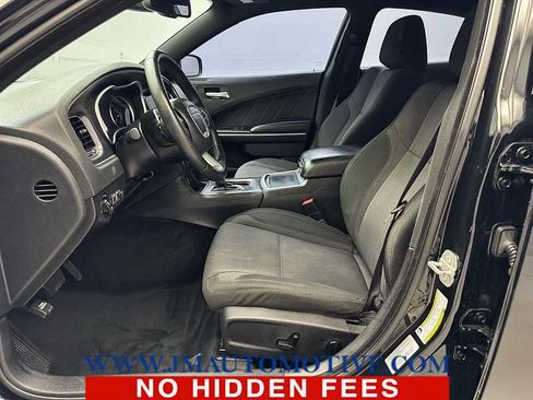 Used 2015 Dodge Charger SXT RWD image 13