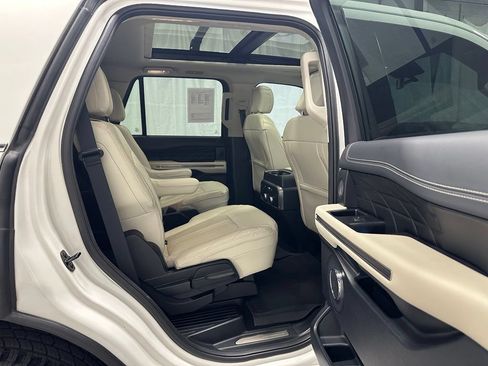 Used 2021 Ford Expedition Platinum AWD/4WD image 52