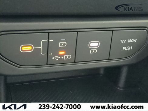 New 2025 Kia K4 LXS image 18