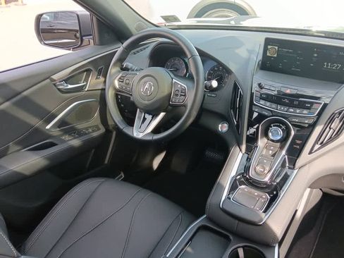 Used 2025 Acura RDX SH-AWD image 11