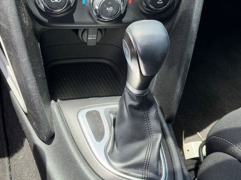 Used 2013 Dodge Dart Rallye FWD image 10