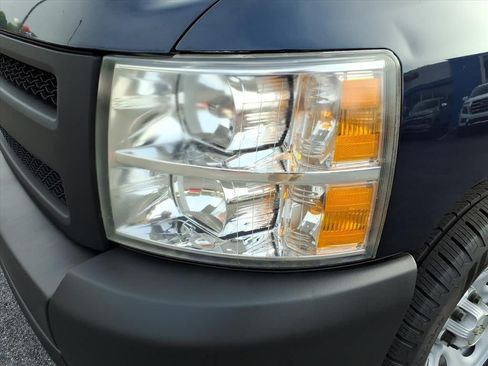 Used 2010 Chevrolet Silverado 1500 W/T RWD image 13
