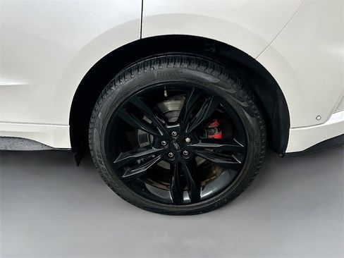 Used 2019 Ford Edge ST w/ Equipment Group 401A image 34