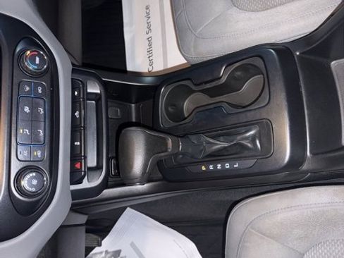 Used 2019 Chevrolet Colorado W/T w/ Custom Special Edition image 17