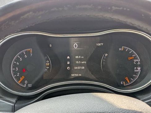 Used 2021 Jeep Grand Cherokee Laredo X RWD image 10