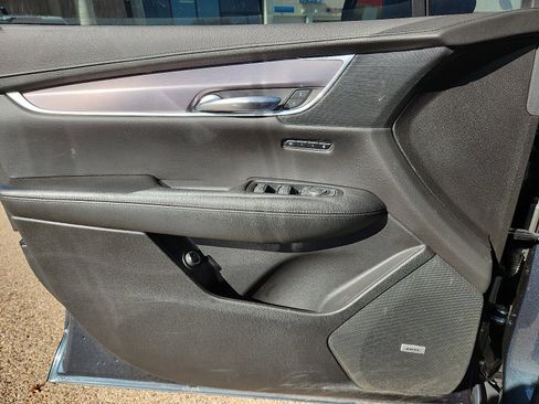 Used 2019 Cadillac XT5 Luxury image 12