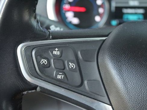 Used 2018 Chevrolet Malibu LT FWD image 16