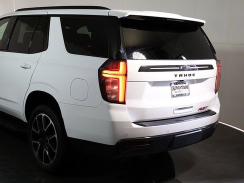 Used 2021 Chevrolet Tahoe RST w/ Luxury Package AWD/4WD image 11