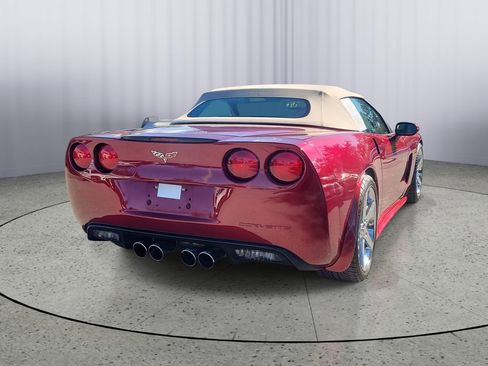 Used 2007 Chevrolet Corvette Convertible w/ Preferred Equipment Group image 3