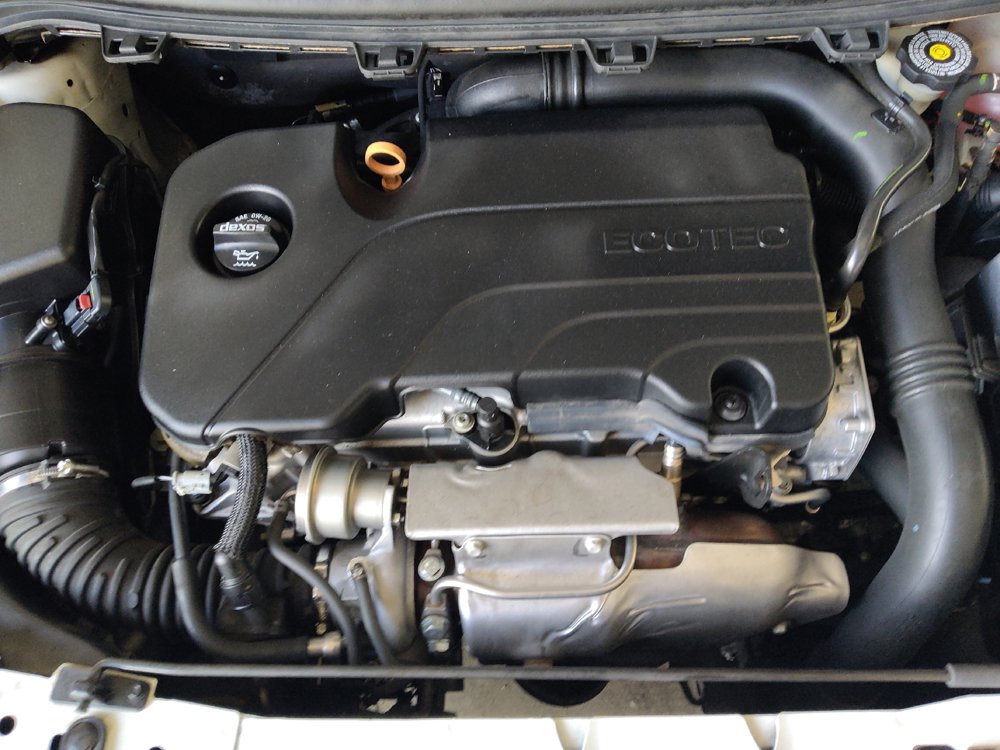 Used 2019 Chevrolet Cruze LS w/ LS Convenience Package FWD image 30