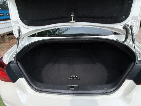 Used 2016 INFINITI Q70 L 3.7 w/ Deluxe Touring Package RWD image 6