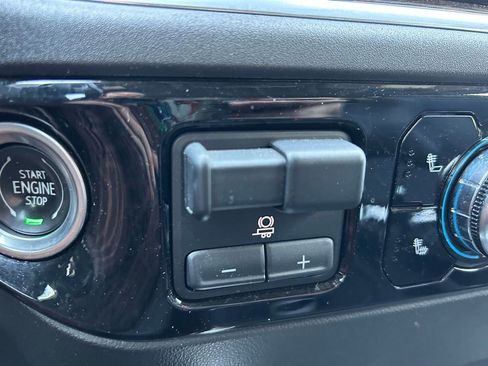 Used 2022 GMC Sierra 1500 Elevation w/ Elevation Premium Package image 50