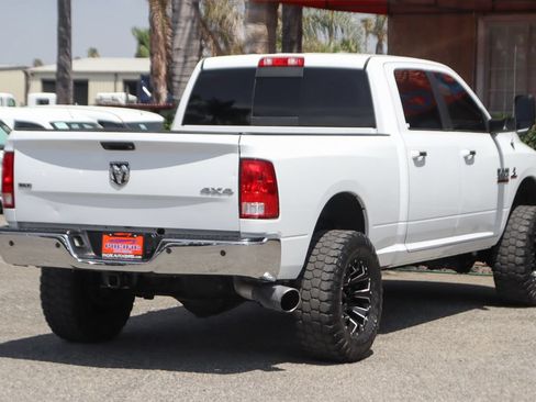 Used 2018 RAM 2500 SLT AWD/4WD image 9