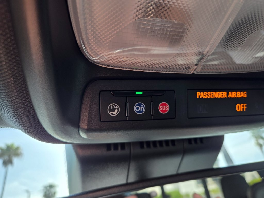 Used 2026 Chevrolet Colorado Z71 w/ Technology Package AWD/4WD image 33